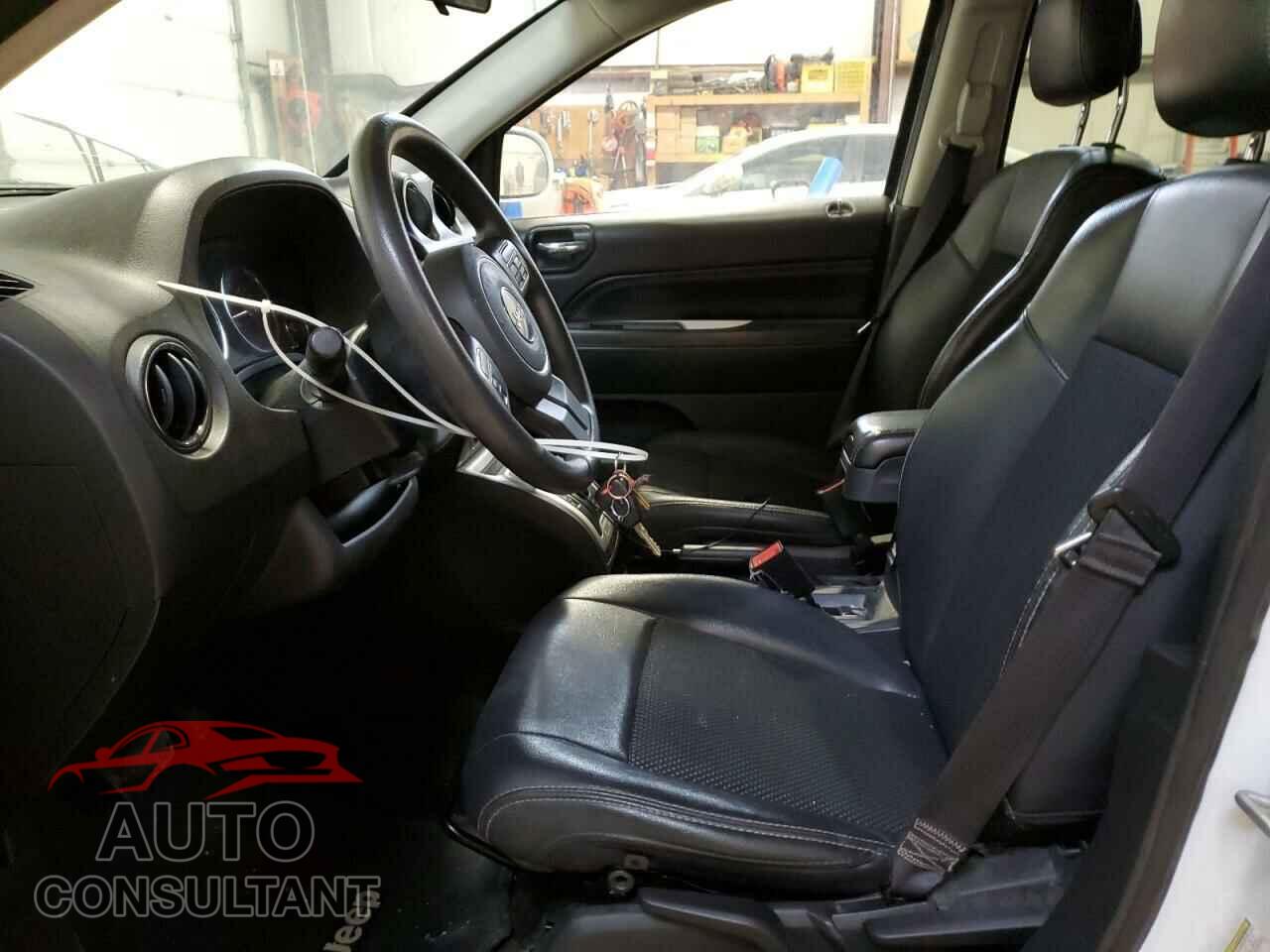 JEEP COMPASS 2015 - 1C4NJDAB5FD100669