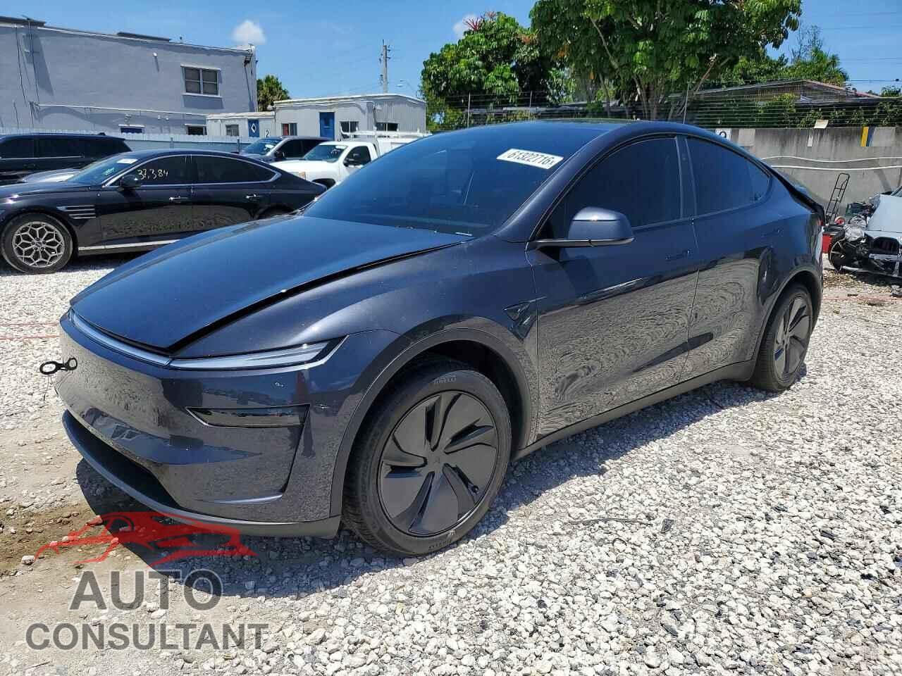 TESLA MODEL Y 2026 - 7SAYGDEDXTA462380