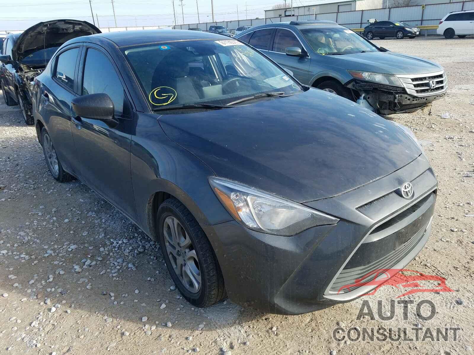 TOYOTA YARIS 2018 - 3MYDLBYV9JY327669