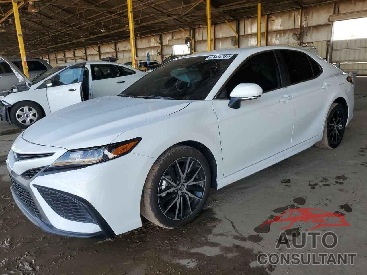 TOYOTA CAMRY 2024 - 4T1G11AK6RU852467