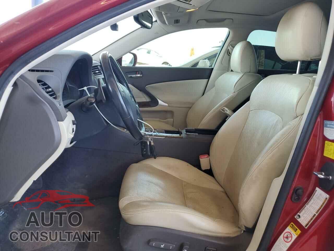 LEXUS IS 2010 - JTHBF5C20A5128551