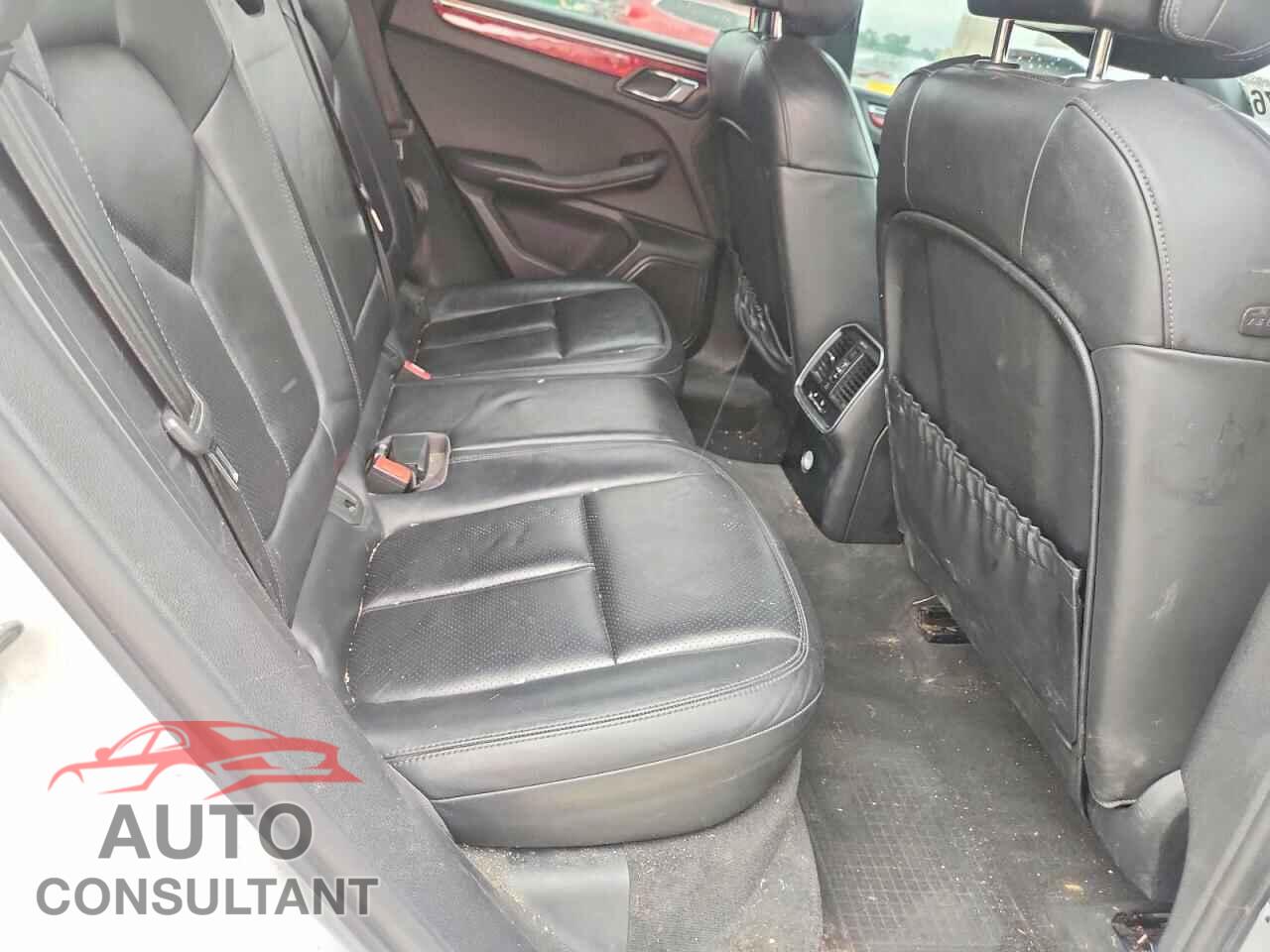 PORSCHE MACAN 2016 - WP1AB2A50GLB40643