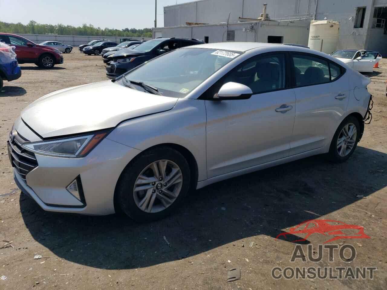 HYUNDAI ELANTRA 2019 - 5NPD84LF3KH431388