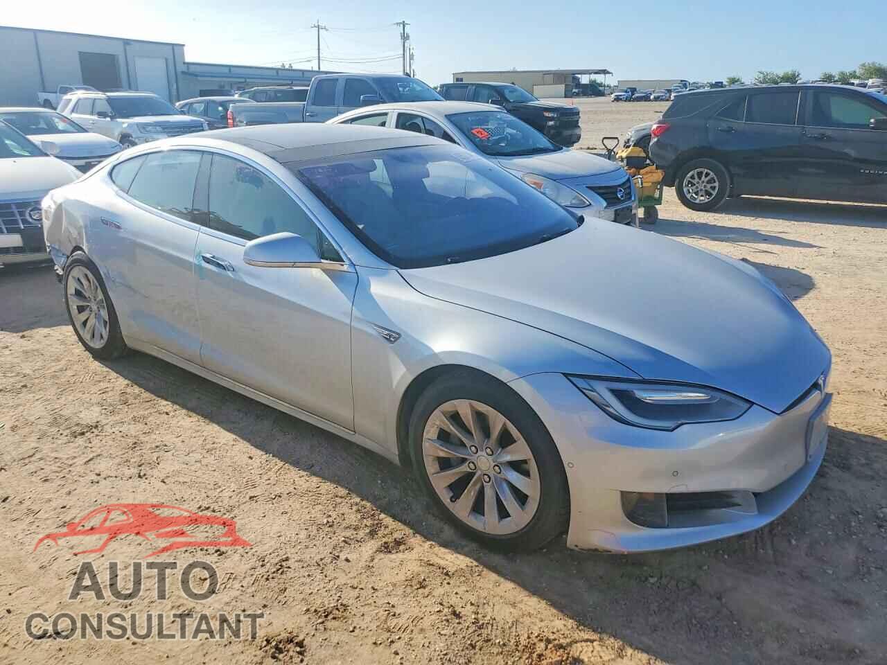 TESLA MODEL S 2016 - 5YJSA1E2XGF152546