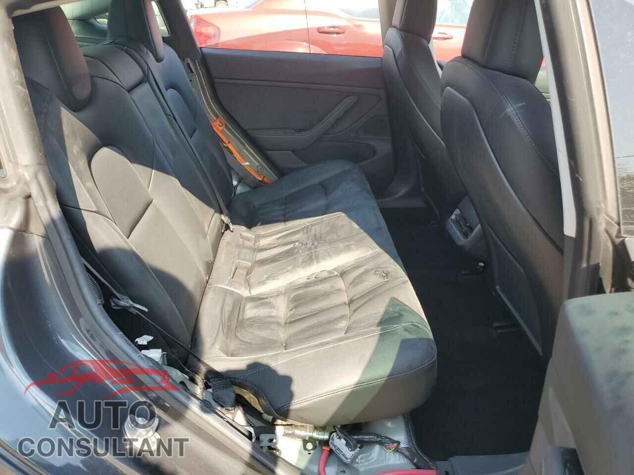 TESLA MODEL 3 2019 - 5YJ3E1EB6KF481326
