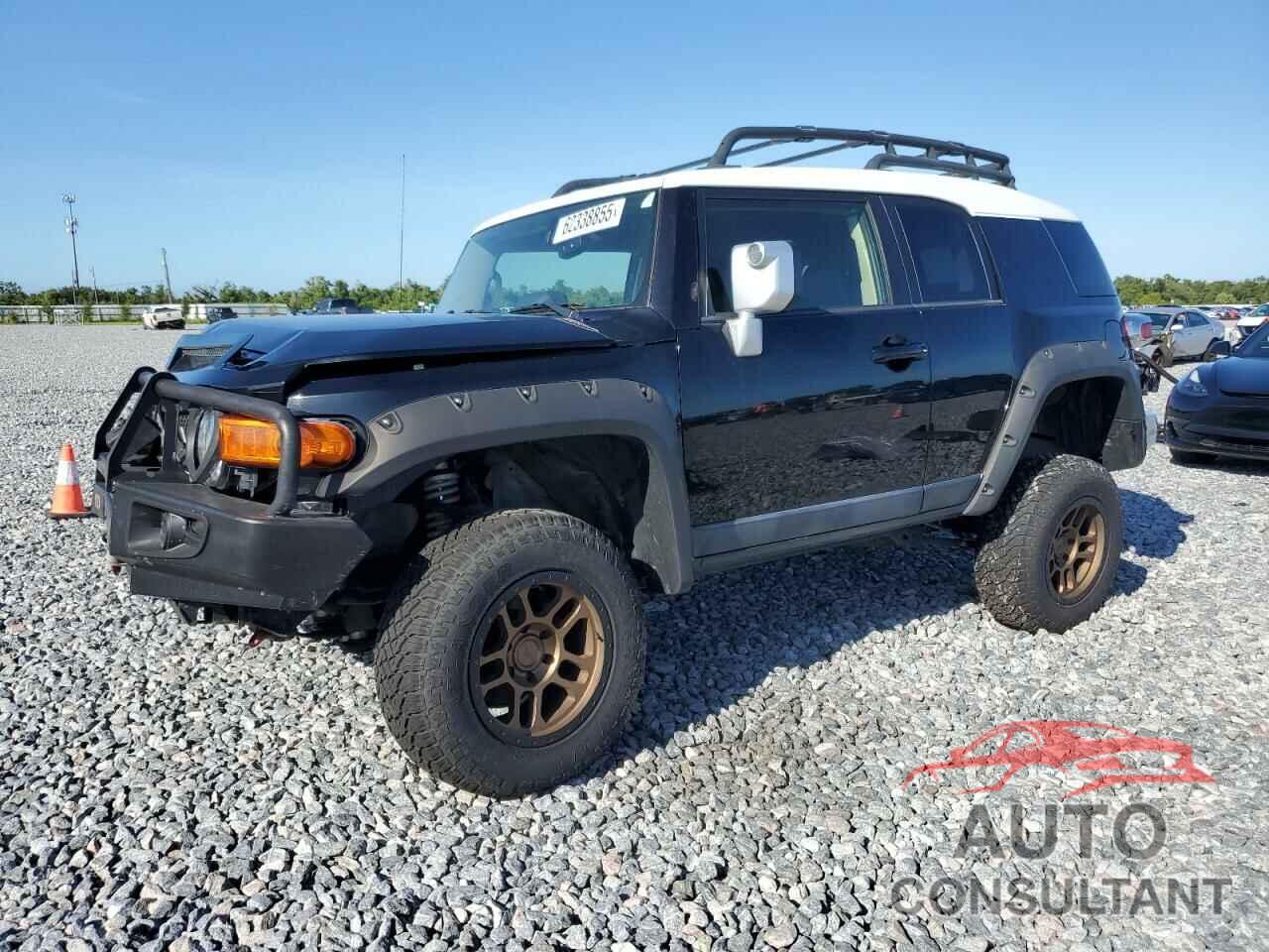 TOYOTA FJ CRUISER 2013 - JTEBU4BF4DK170700