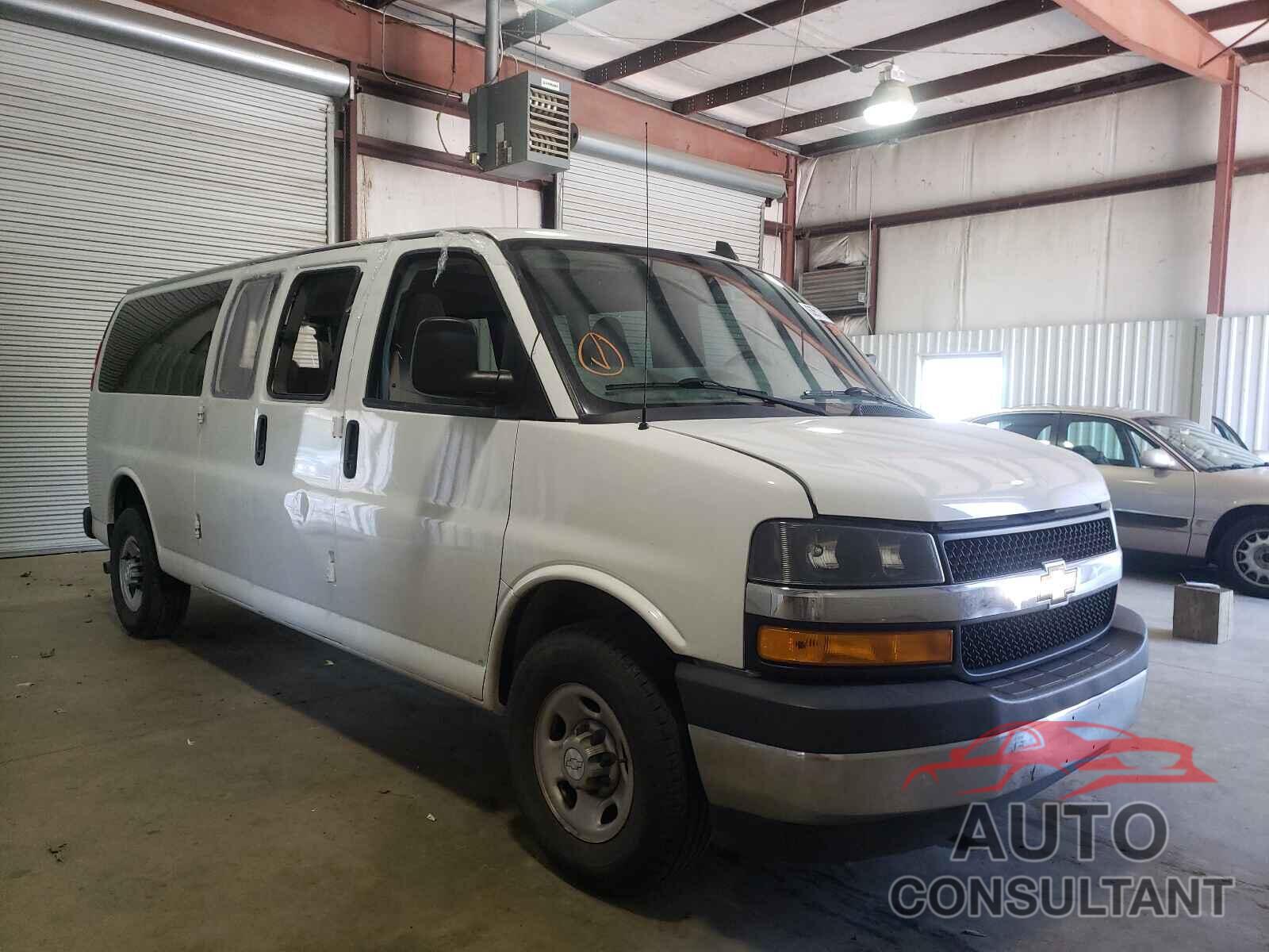 CHEVROLET EXPRESS 2018 - 1GAZGPFP6J1247494