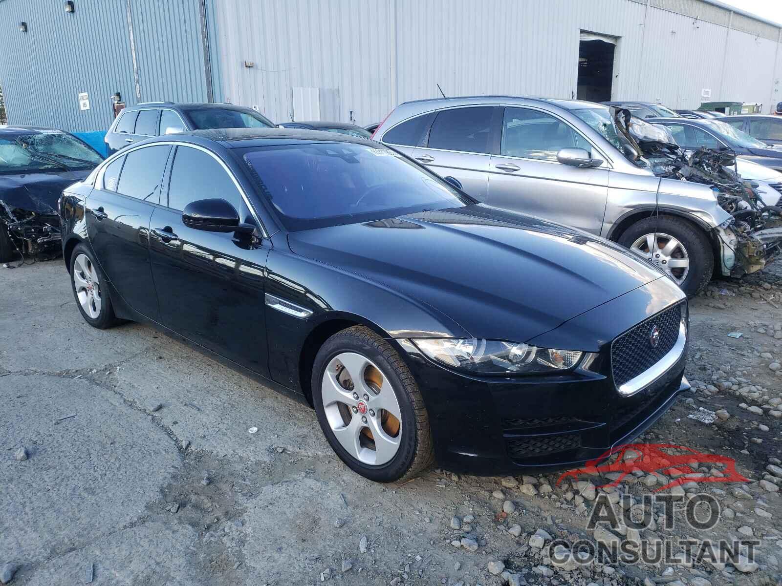 JAGUAR XE 2018 - SAJAR4FX9JCP37110