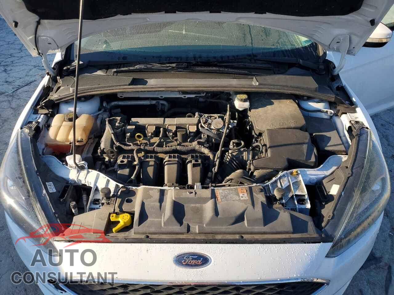 FORD FOCUS 2018 - 1FADP3H27JL284673