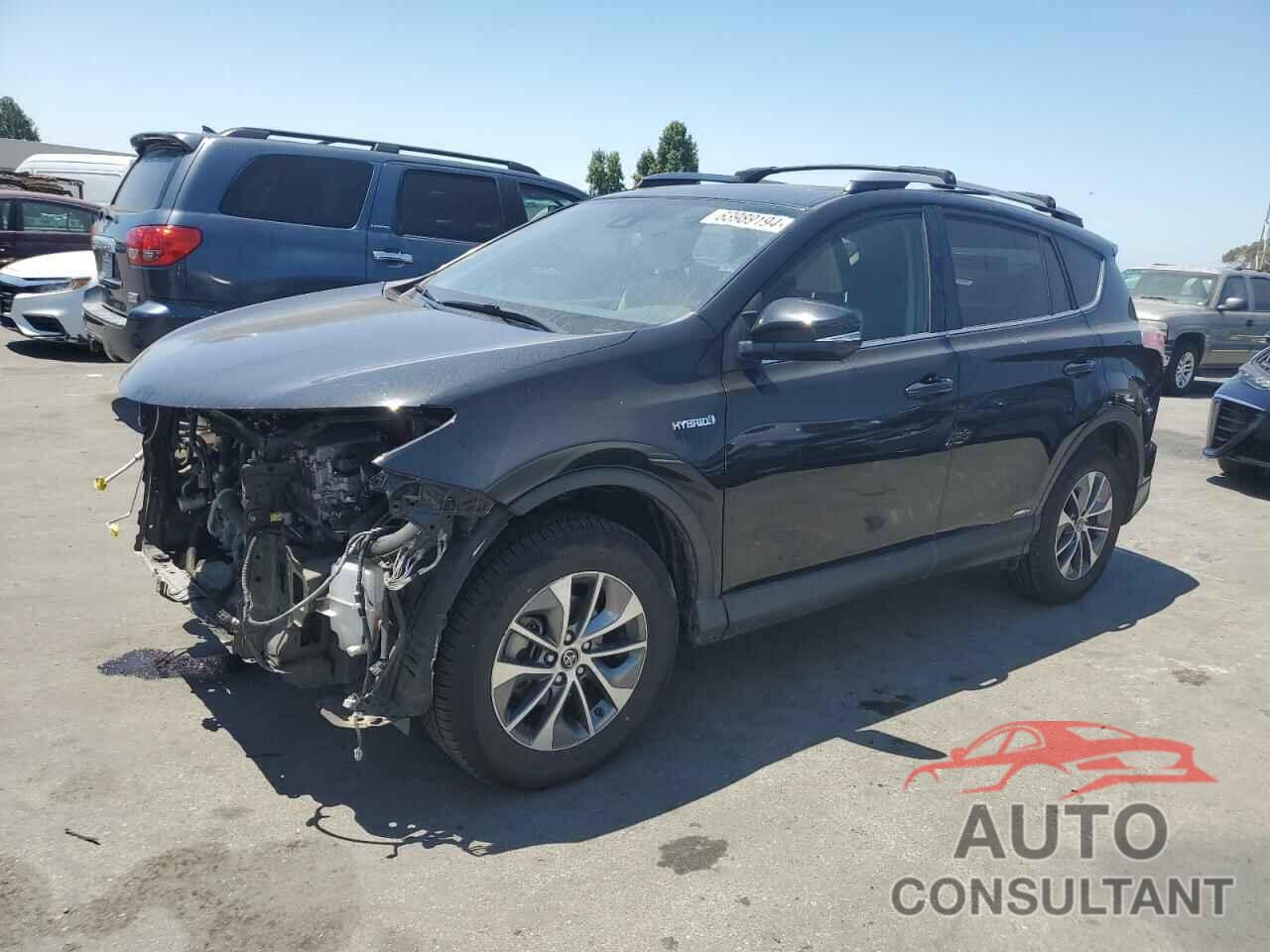 TOYOTA RAV4 2017 - JTMRJREV8HD070959