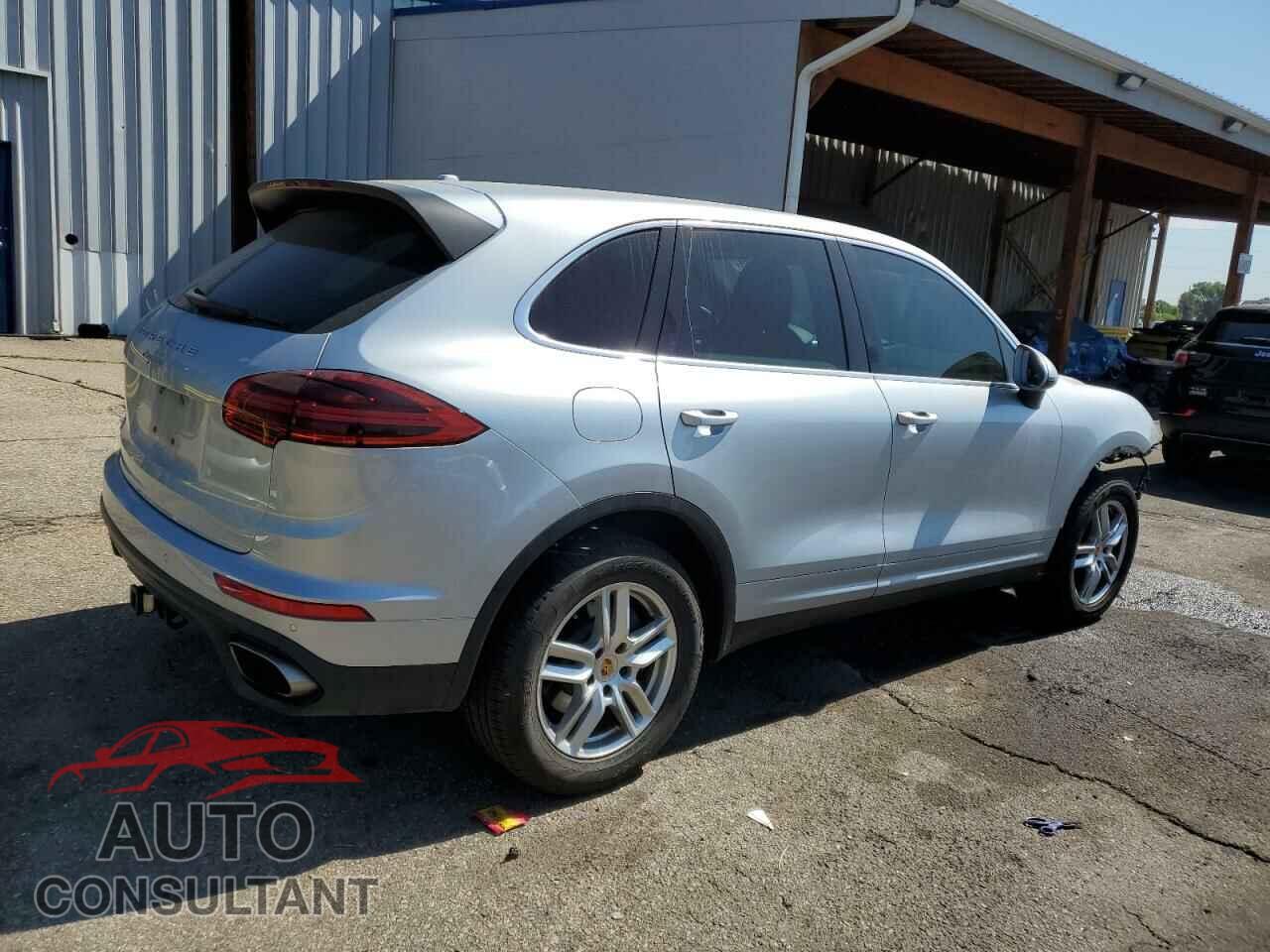 PORSCHE CAYENNE 2018 - WP1AA2A22JKA06822