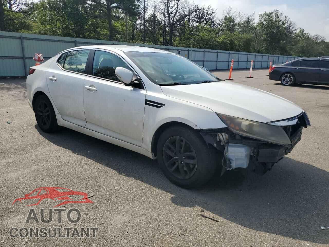 KIA OPTIMA 2011 - KNAGM4A75B5100782
