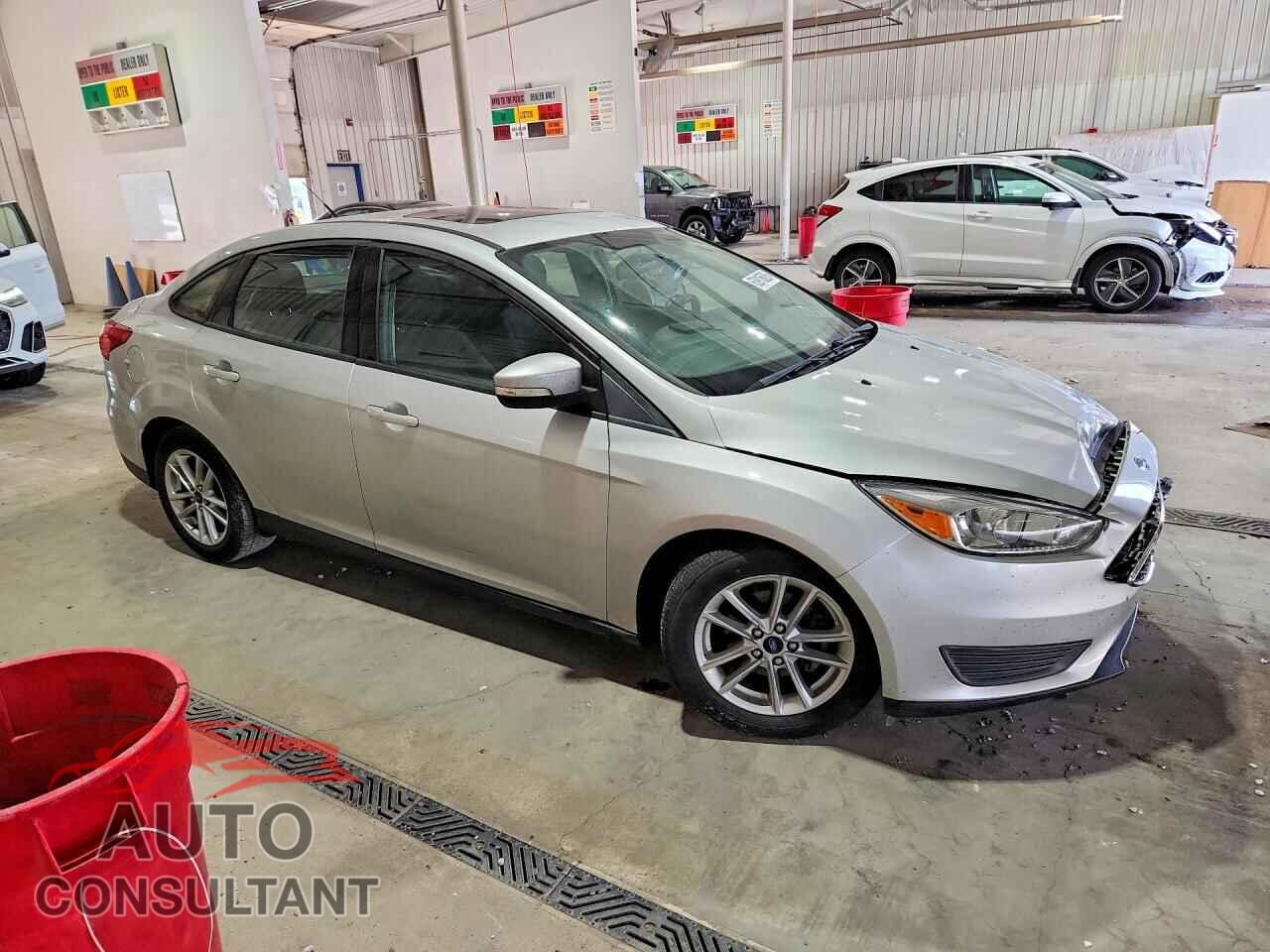 FORD FOCUS 2015 - 1FADP3F23FL353496