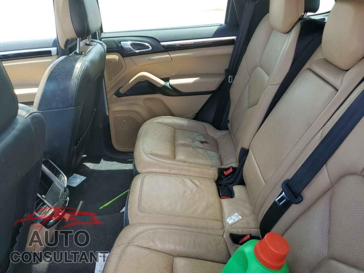PORSCHE CAYENNE 2016 - WP1AA2A20GLA06241