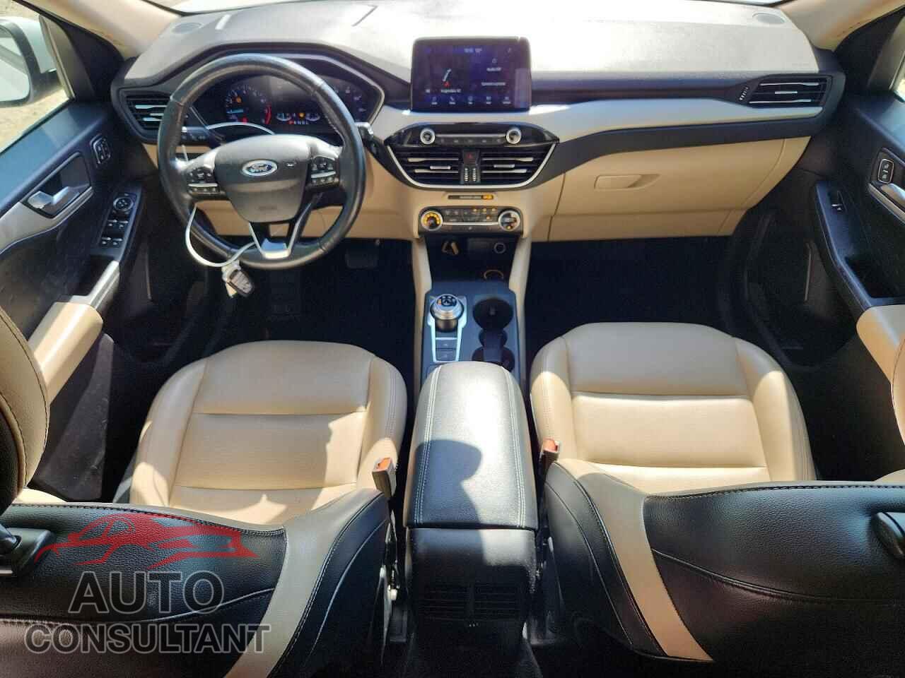FORD ESCAPE 2020 - 1FMCU0H60LUA24169