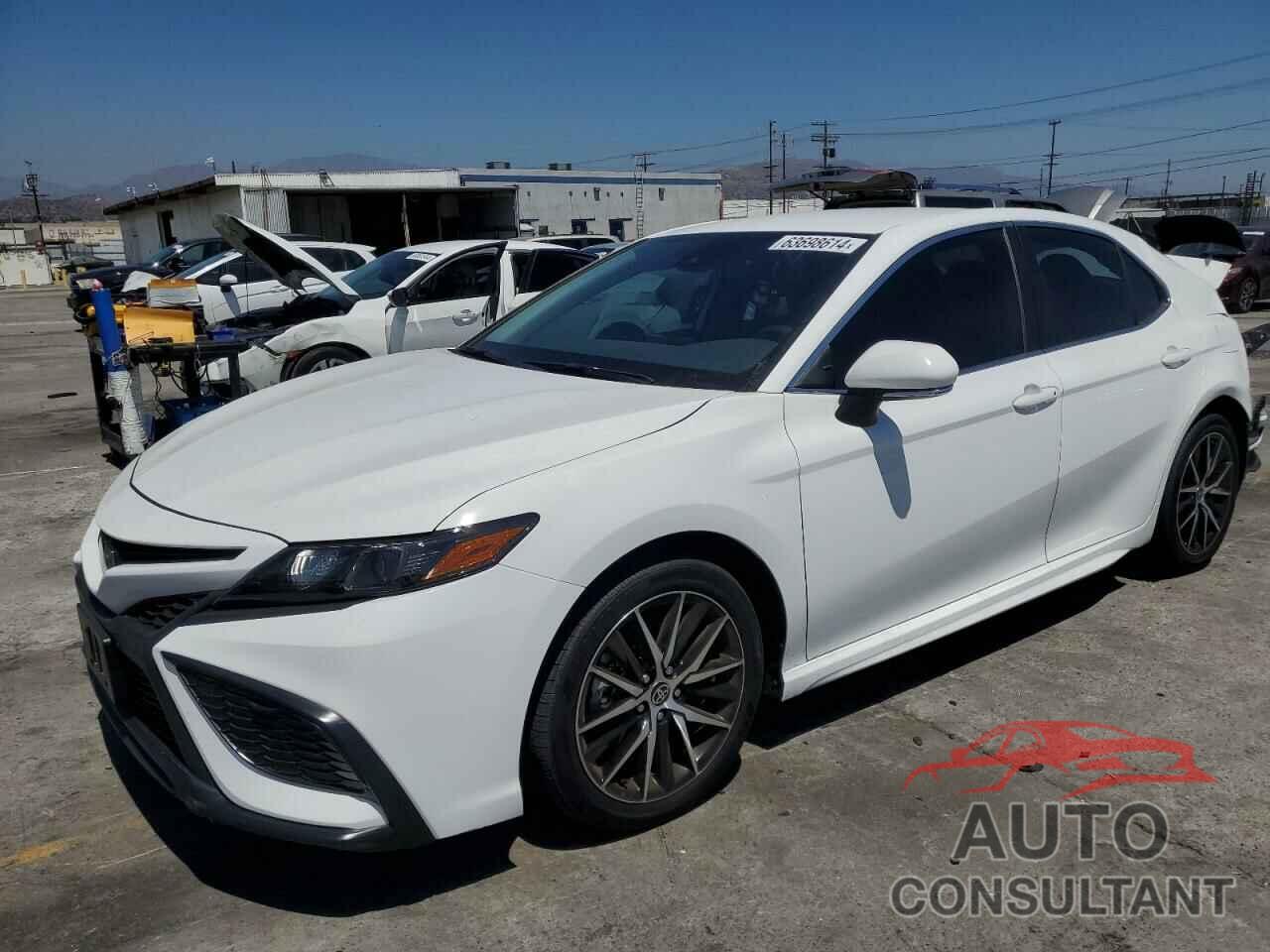 TOYOTA CAMRY 2023 - 4T1T11AK6PU840007