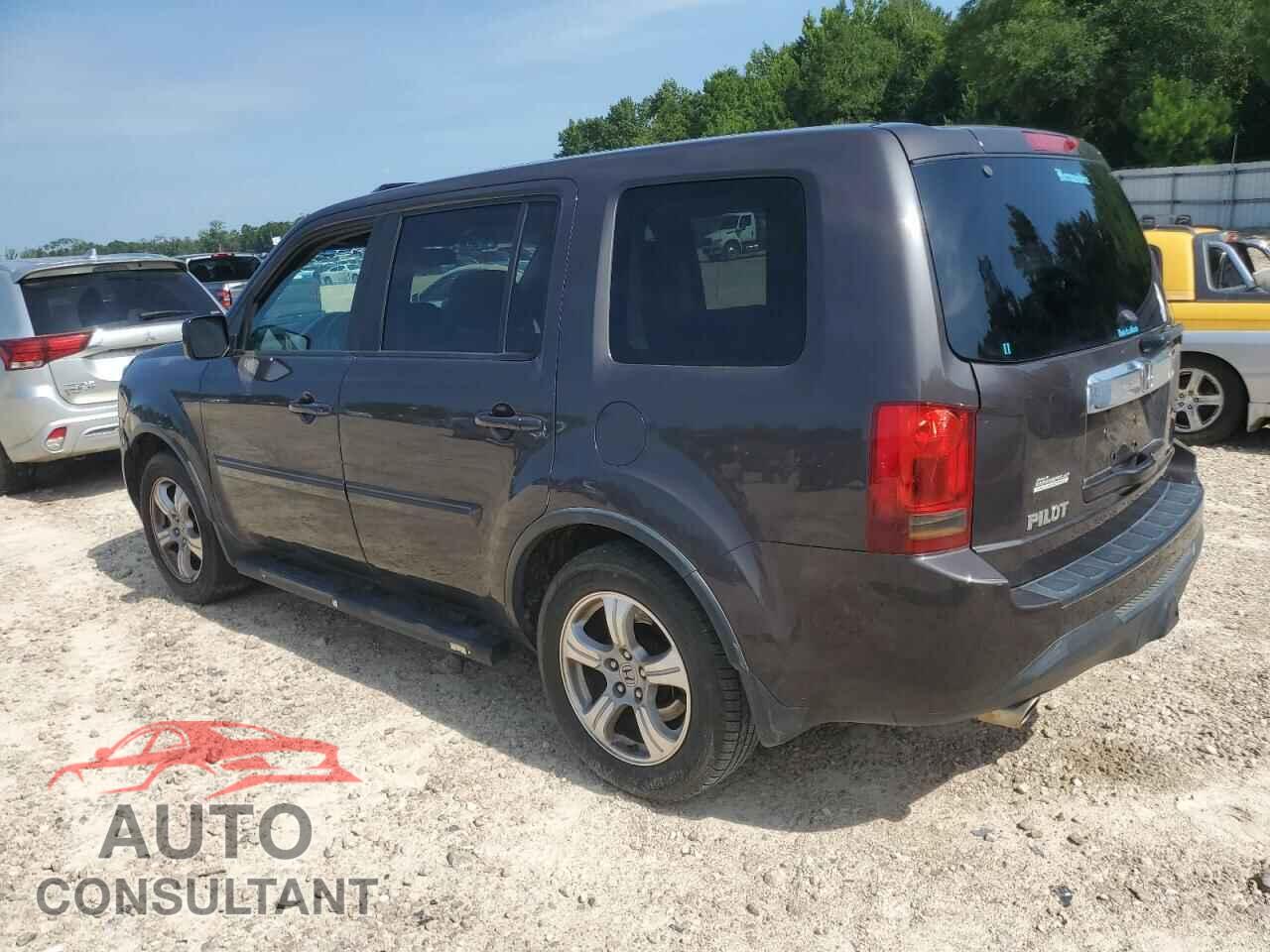 HONDA PILOT 2015 - 5FNYF3H74FB005488