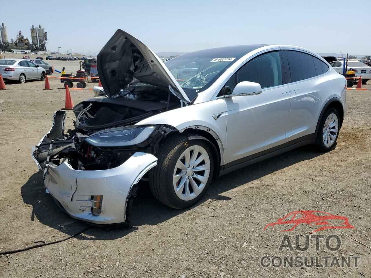 TESLA MODEL X 2018 - 5YJXCBE29JF077299