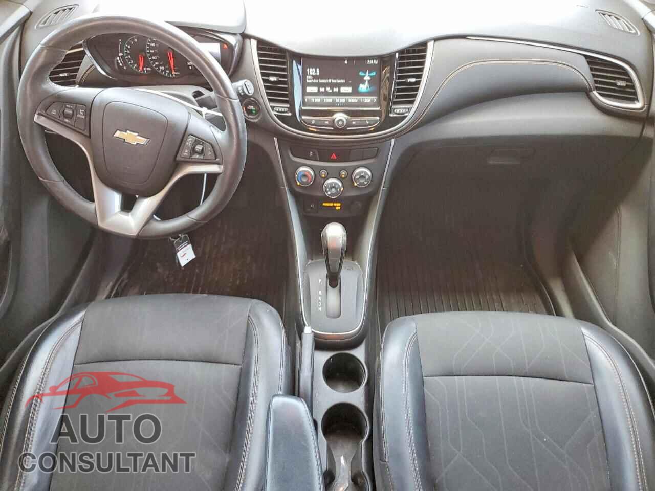 CHEVROLET TRAX 2017 - 3GNCJLSB3HL215744