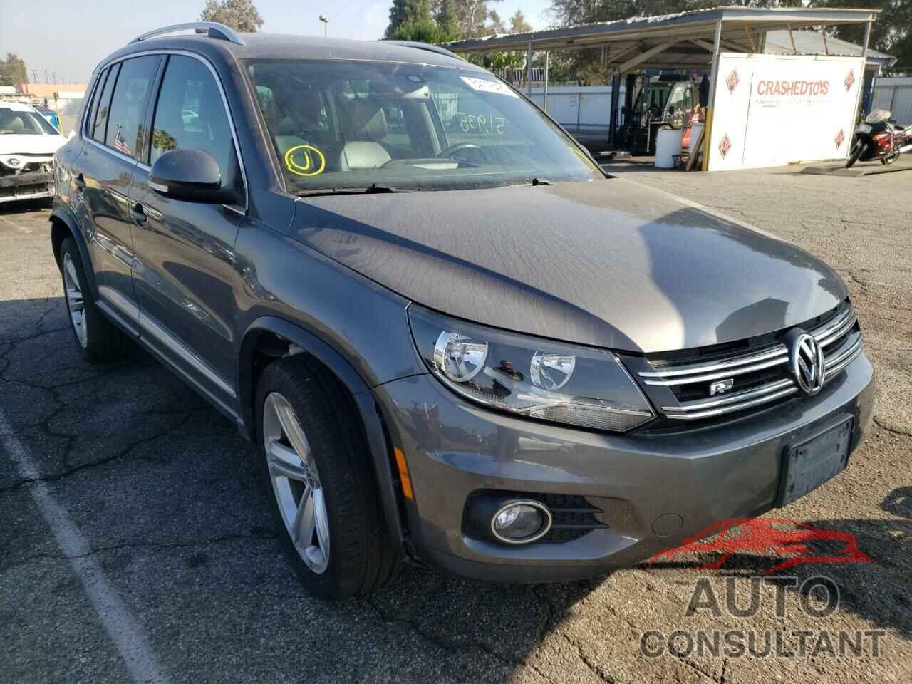 VOLKSWAGEN TIGUAN 2016 - WVGAV7AX7GW599458