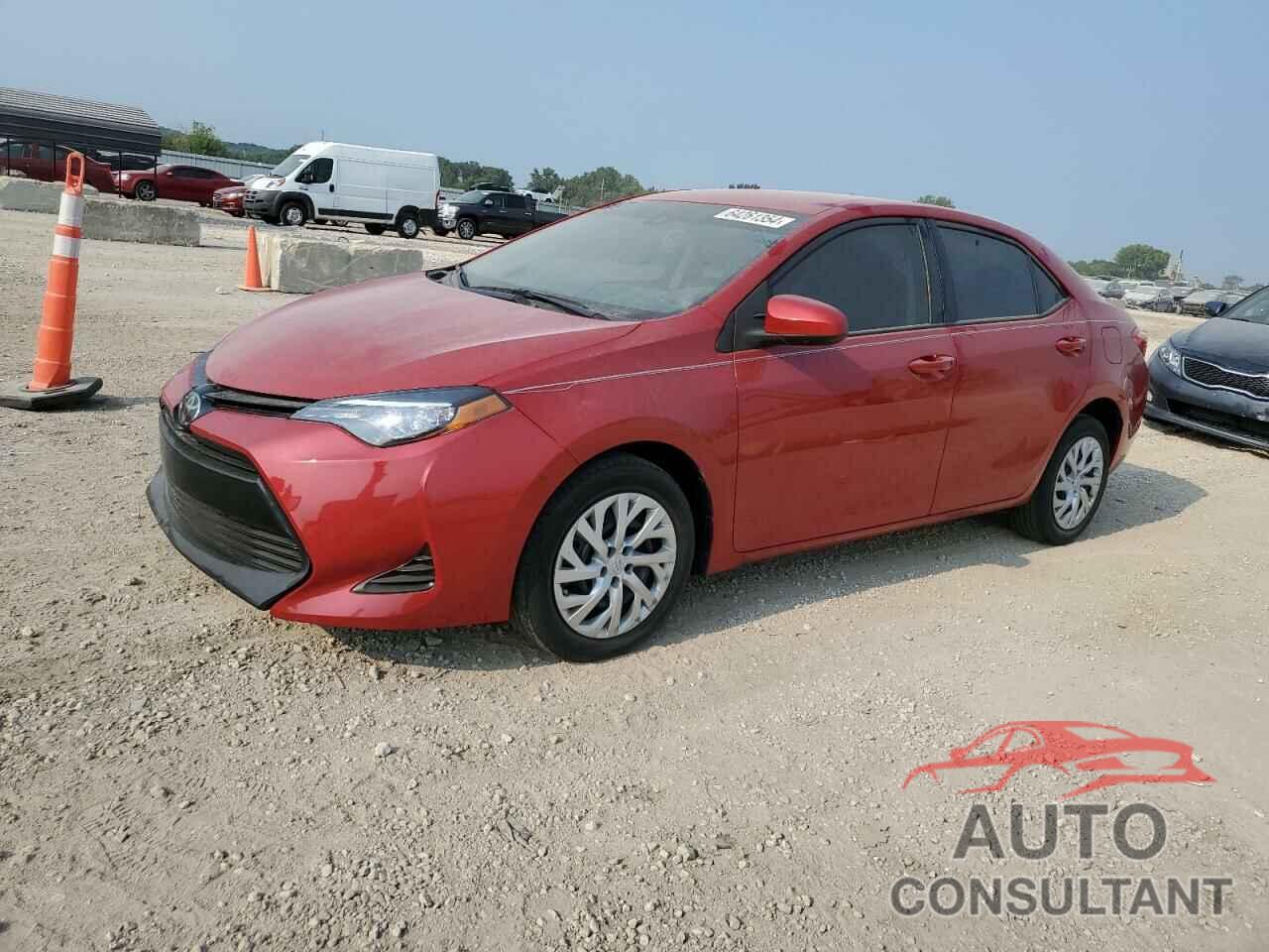 TOYOTA COROLLA 2018 - 5YFBURHE3JP766460