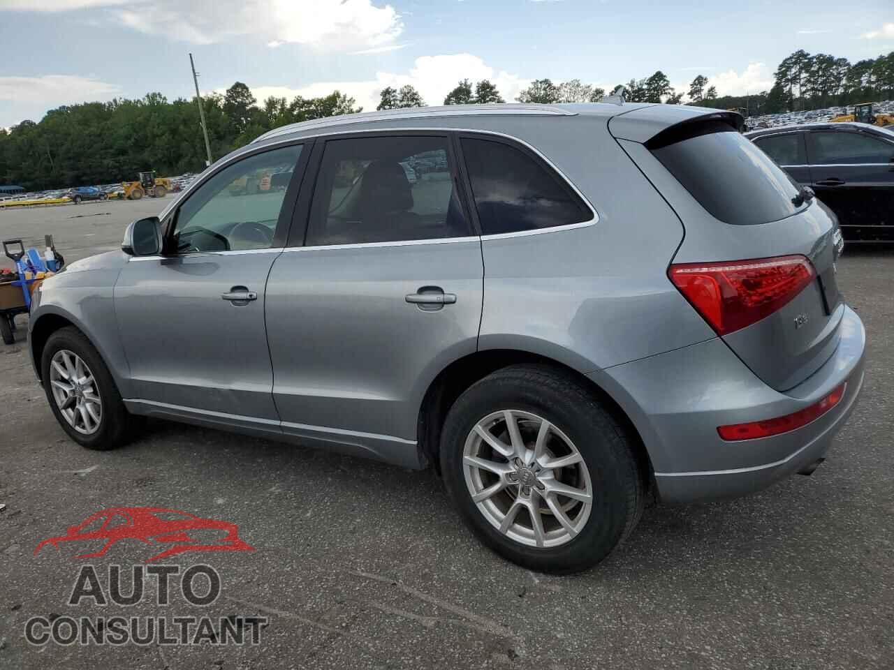 AUDI Q5 2011 - WA1CFAFP3BA095165