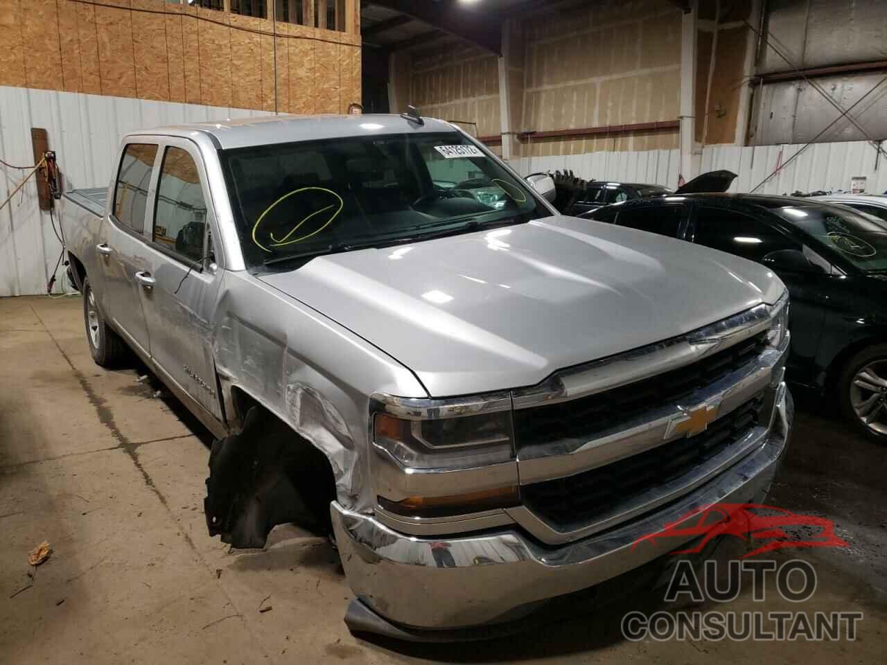 CHEVROLET SILVERADO 2018 - 3GCUKREC1JG450935