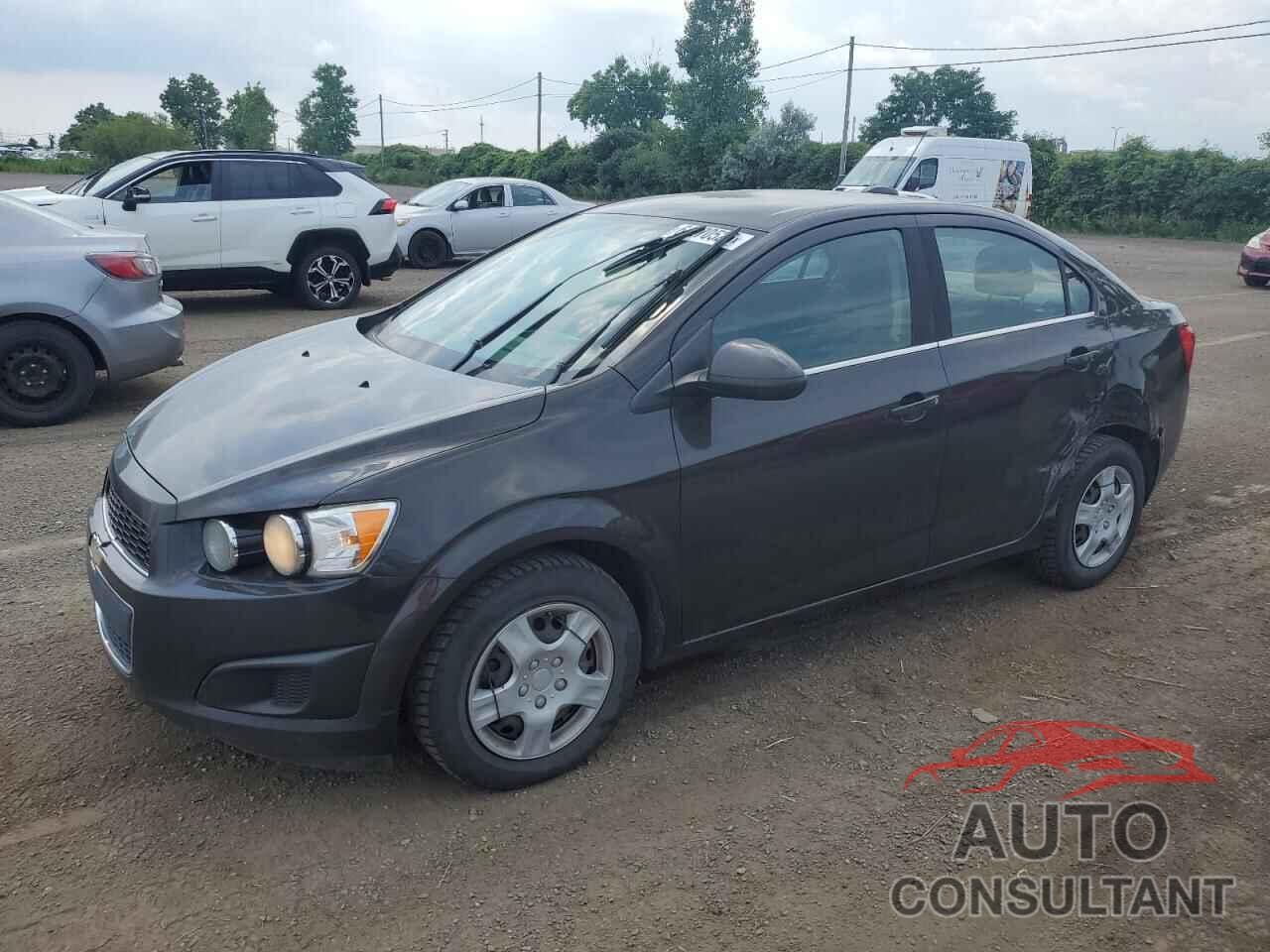 CHEVROLET SONIC 2015 - 1G1JC5SH2F4201162