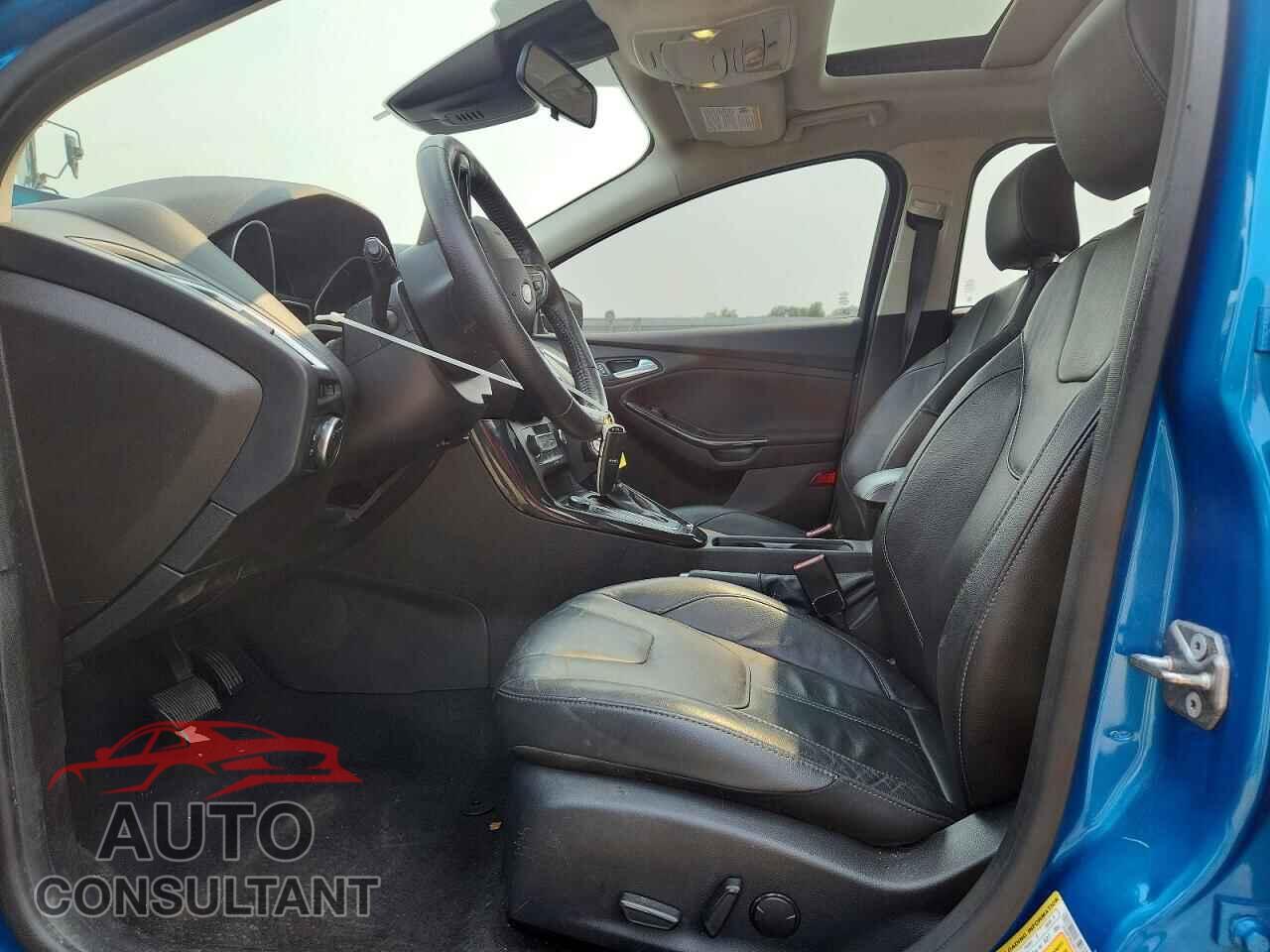 FORD FOCUS 2016 - 1FADP3N23GL347510