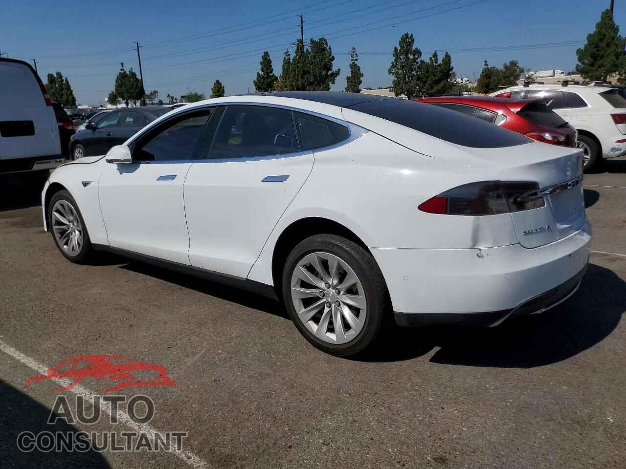 TESLA MODEL S 2015 - 5YJSA1E12FF115562