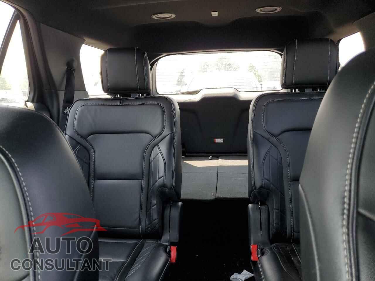 FORD EXPLORER 2018 - 1FM5K8HT9JGB87675