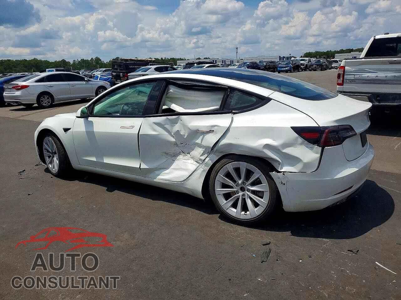 TESLA MODEL 3 2021 - 5YJ3E1EB5MF037275
