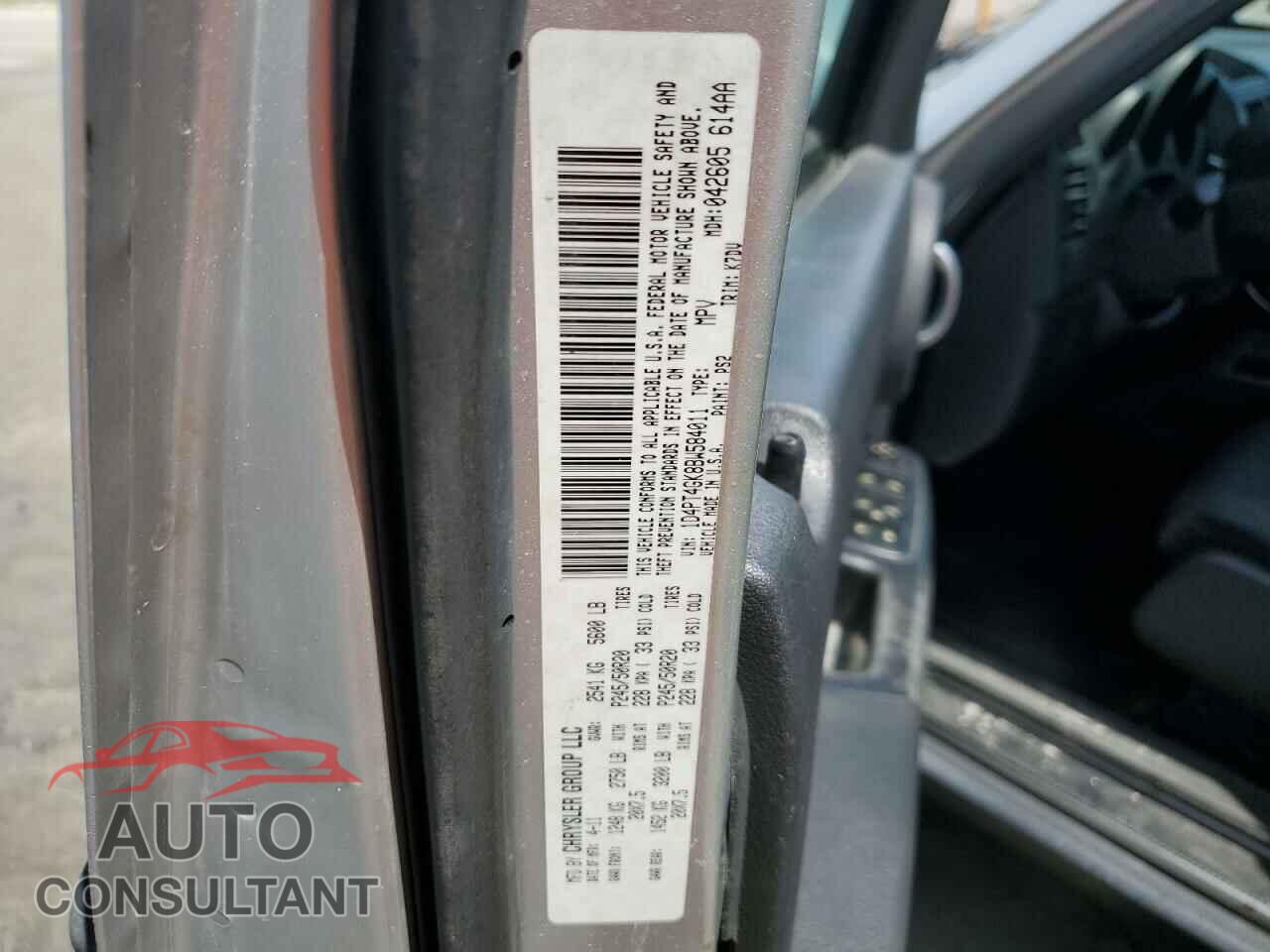 DODGE NITRO 2011 - 1D4PT4GK8BW584011