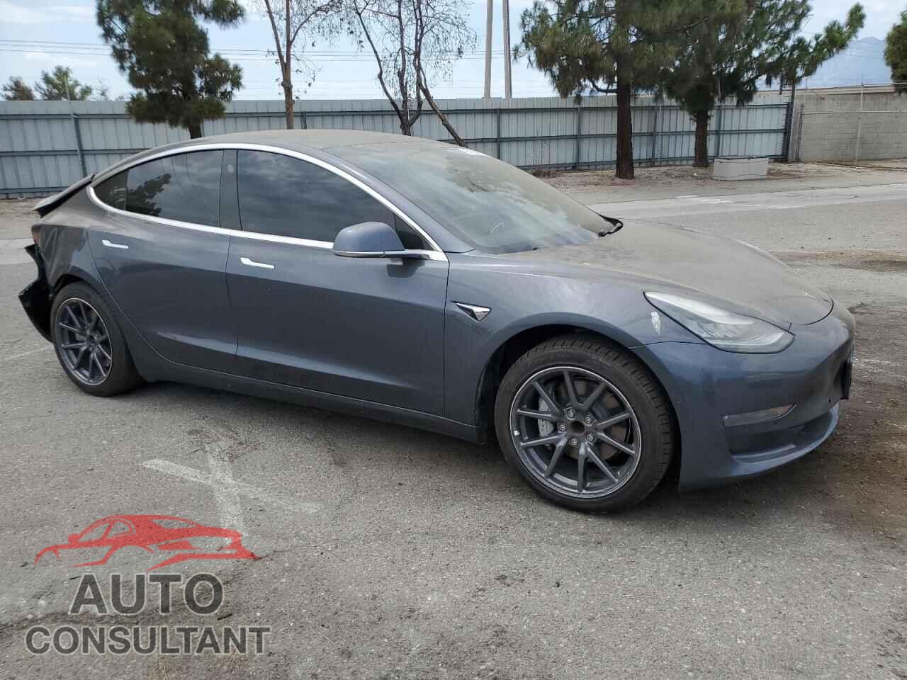 TESLA MODEL 3 2019 - 5YJ3E1EA5KF400193