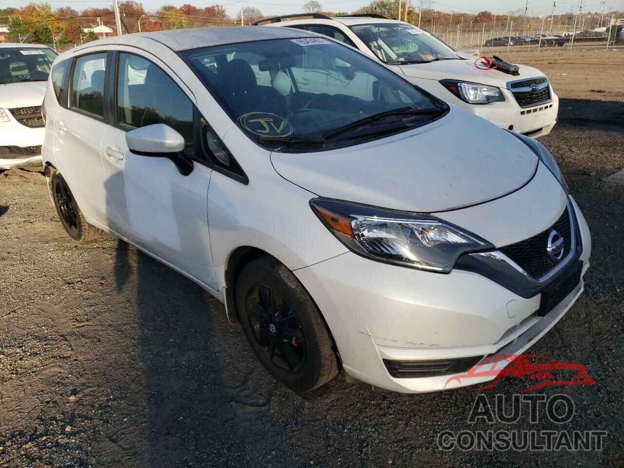 NISSAN VERSA 2018 - 3N1CE2CP1JL362462