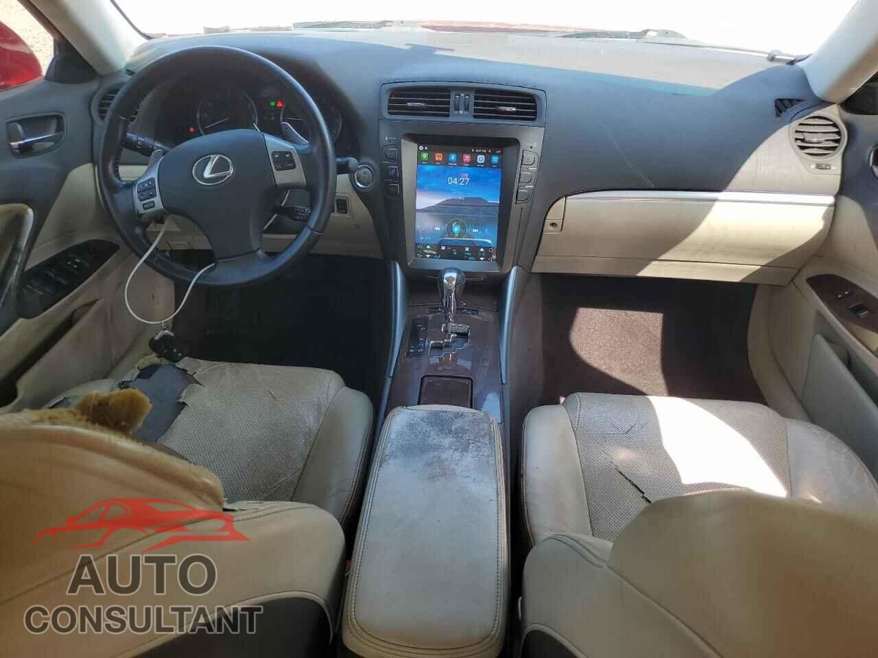 LEXUS IS 2011 - JTHBF5C26B5142696