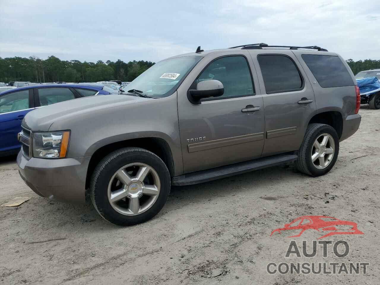 CHEVROLET TAHOE 2013 - 1GNSKBE00DR368419