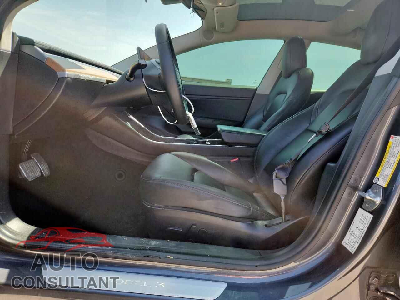 TESLA MODEL 3 2019 - 5YJ3E1EA0KF426880
