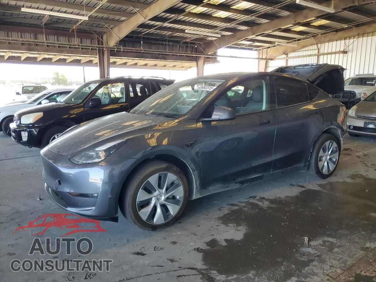 TESLA MODEL Y 2023 - 7SAYGDEE4PF620455