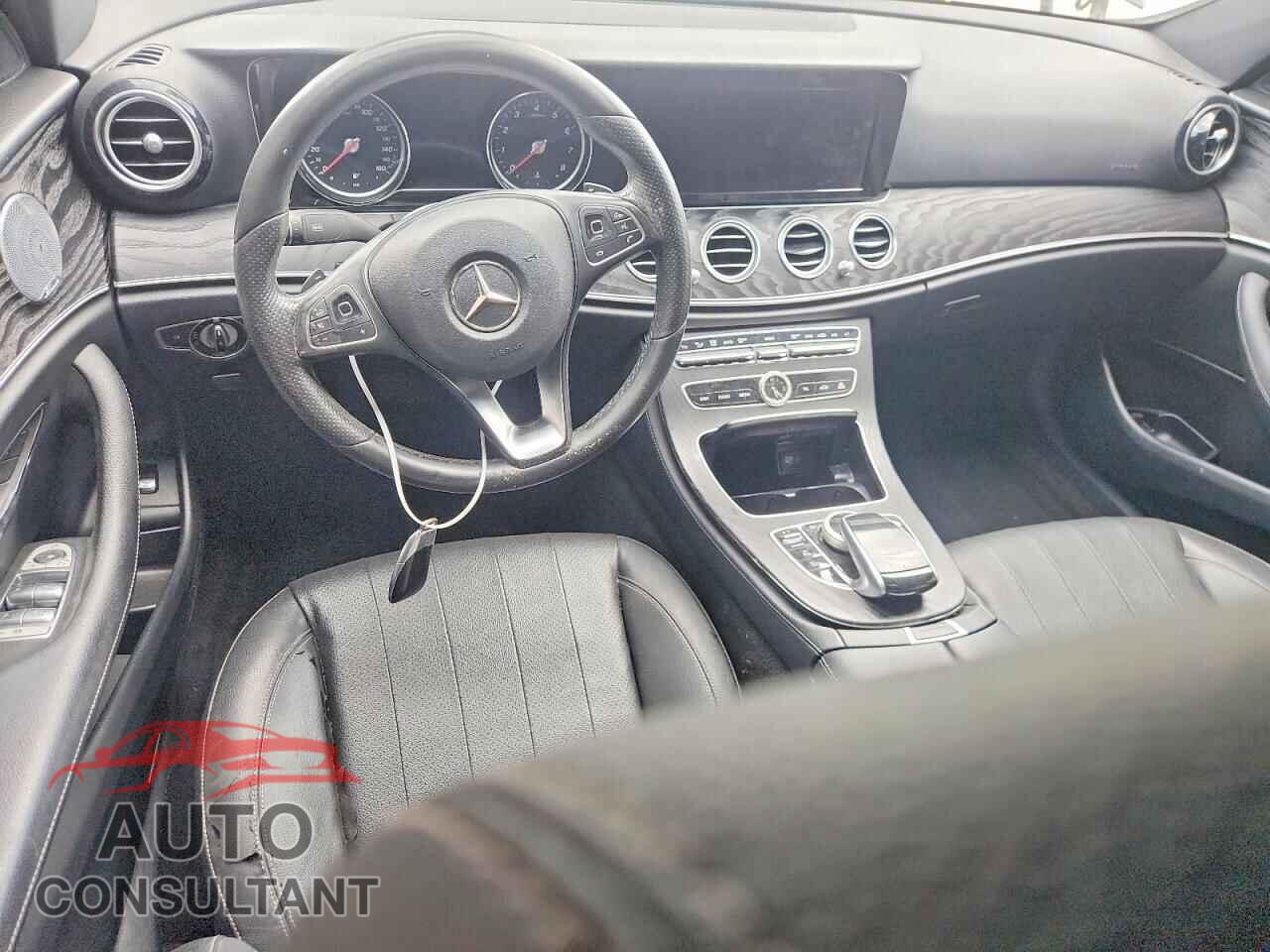 MERCEDES-BENZ E-CLASS 2018 - WDDZF4JB2JA296802