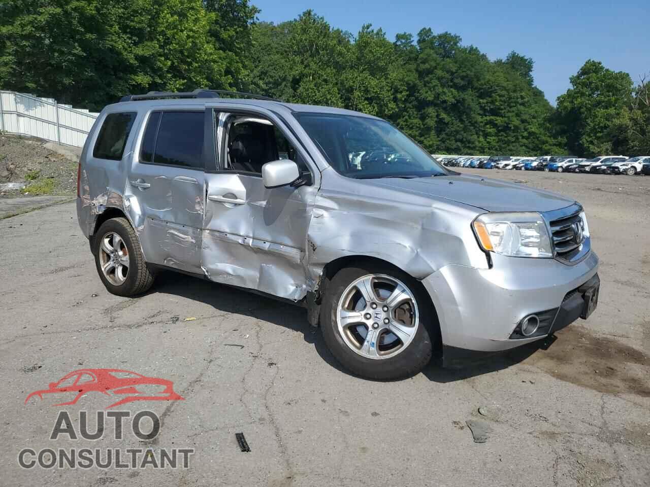 HONDA PILOT 2013 - 5FNYF4H52DB068302