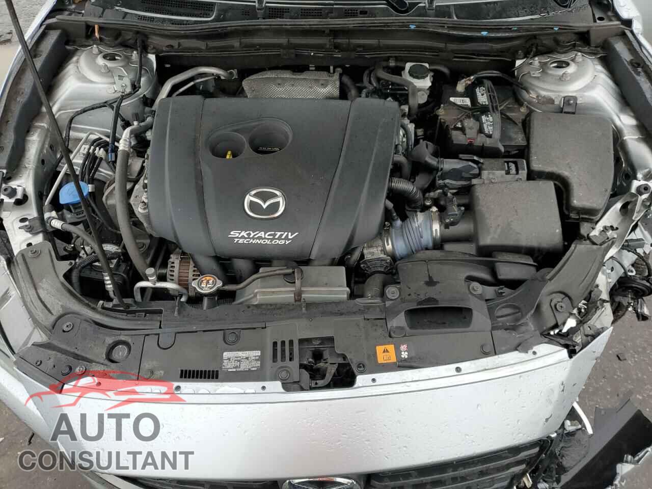 MAZDA 3 2018 - 3MZBN1V37JM242542