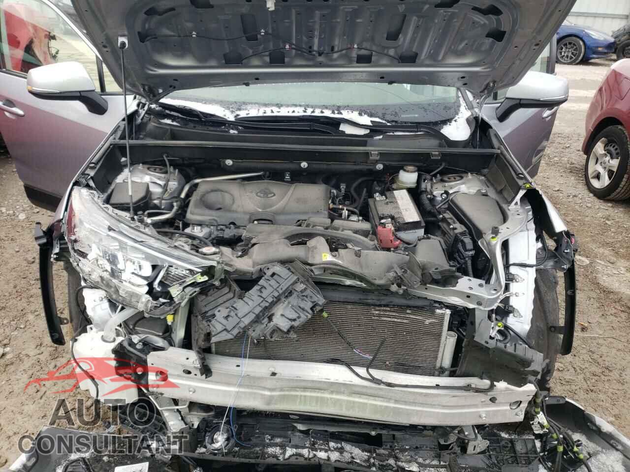TOYOTA RAV4 2019 - JTMP1RFV0KD031716