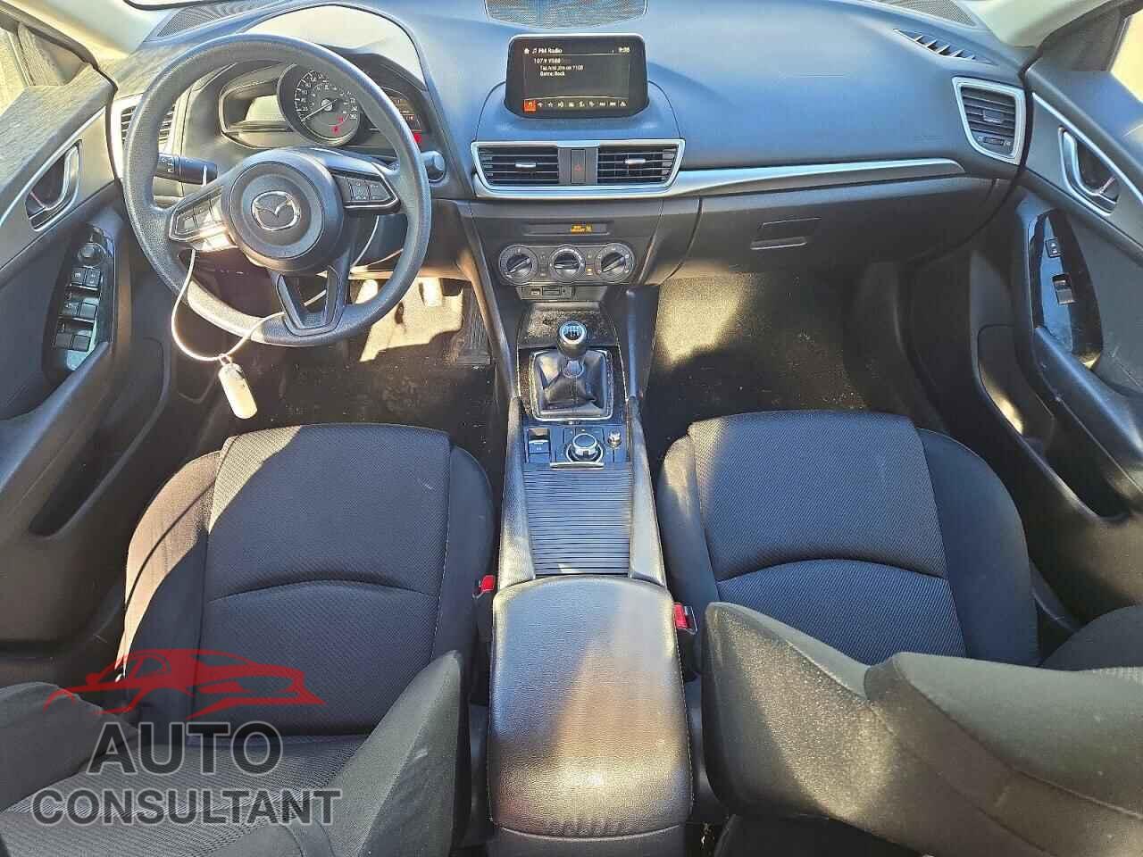 MAZDA 3 2017 - JM1BN1U76H1115053