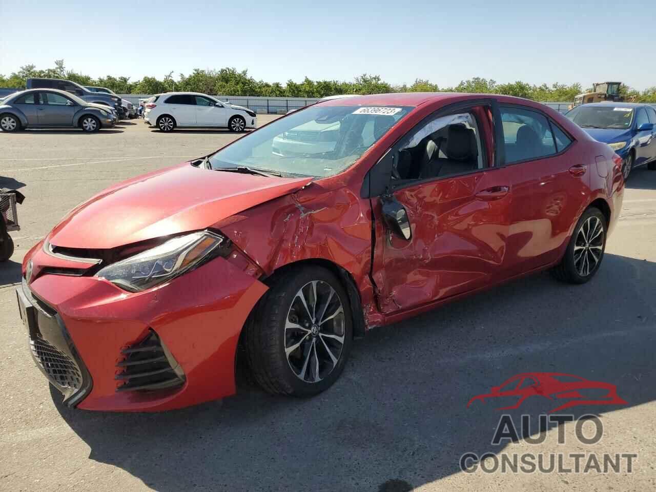 TOYOTA COROLLA 2018 - 5YFBURHE9JP800434