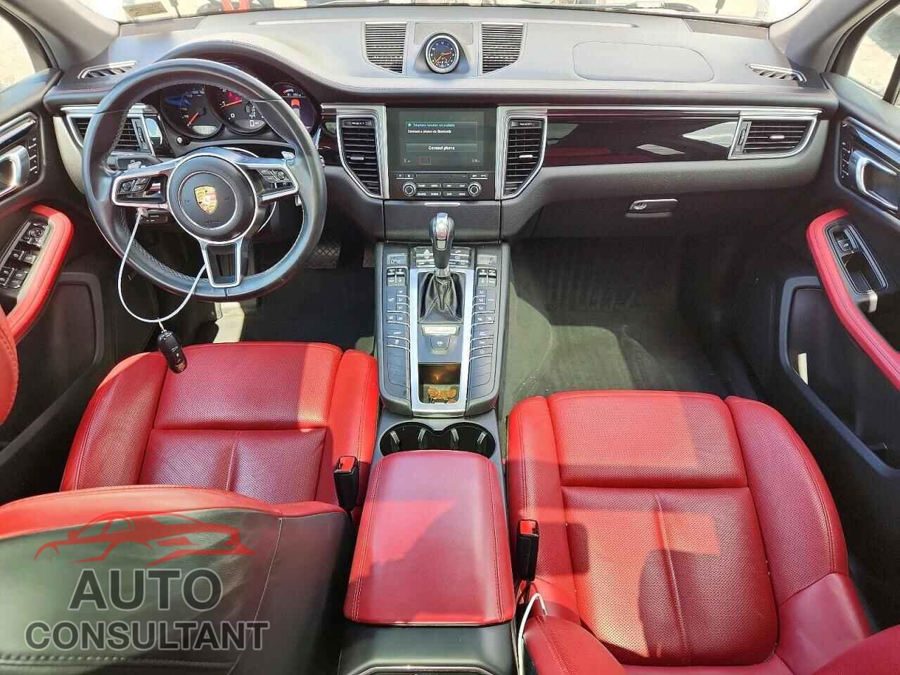 PORSCHE MACAN 2018 - WP1AA2A50JLB04414