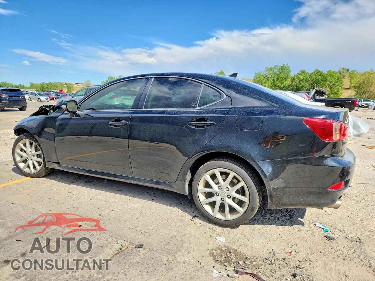 LEXUS IS 2012 - JTHCF5C20C5060520