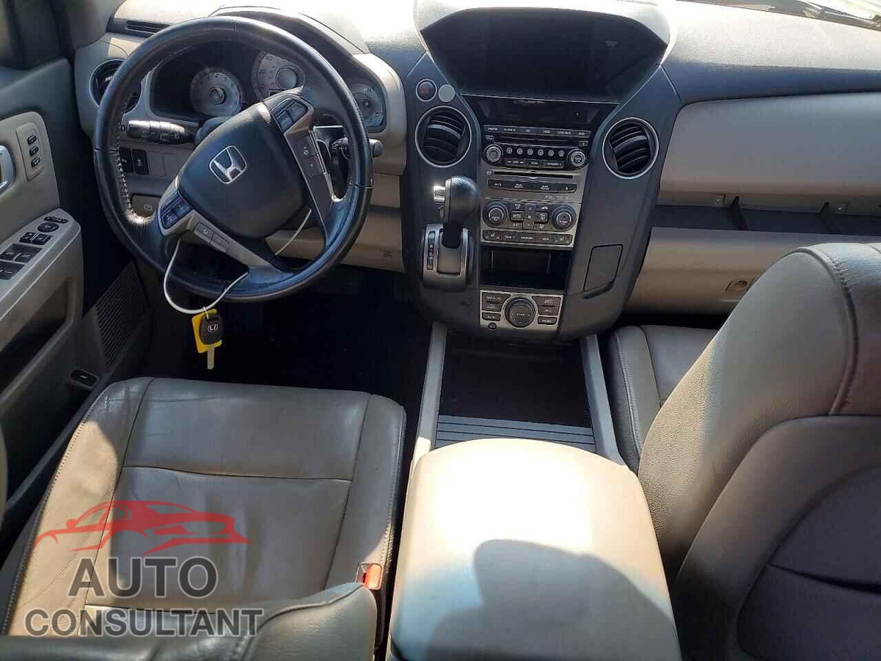 HONDA PILOT 2013 - 5FNYF3H98DB001989
