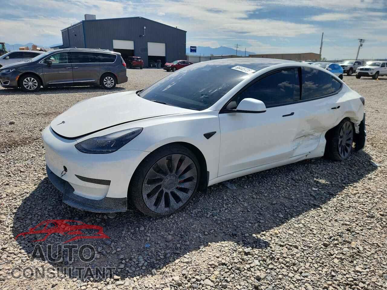 TESLA MODEL 3 2022 - 5YJ3E1EC8NF267340