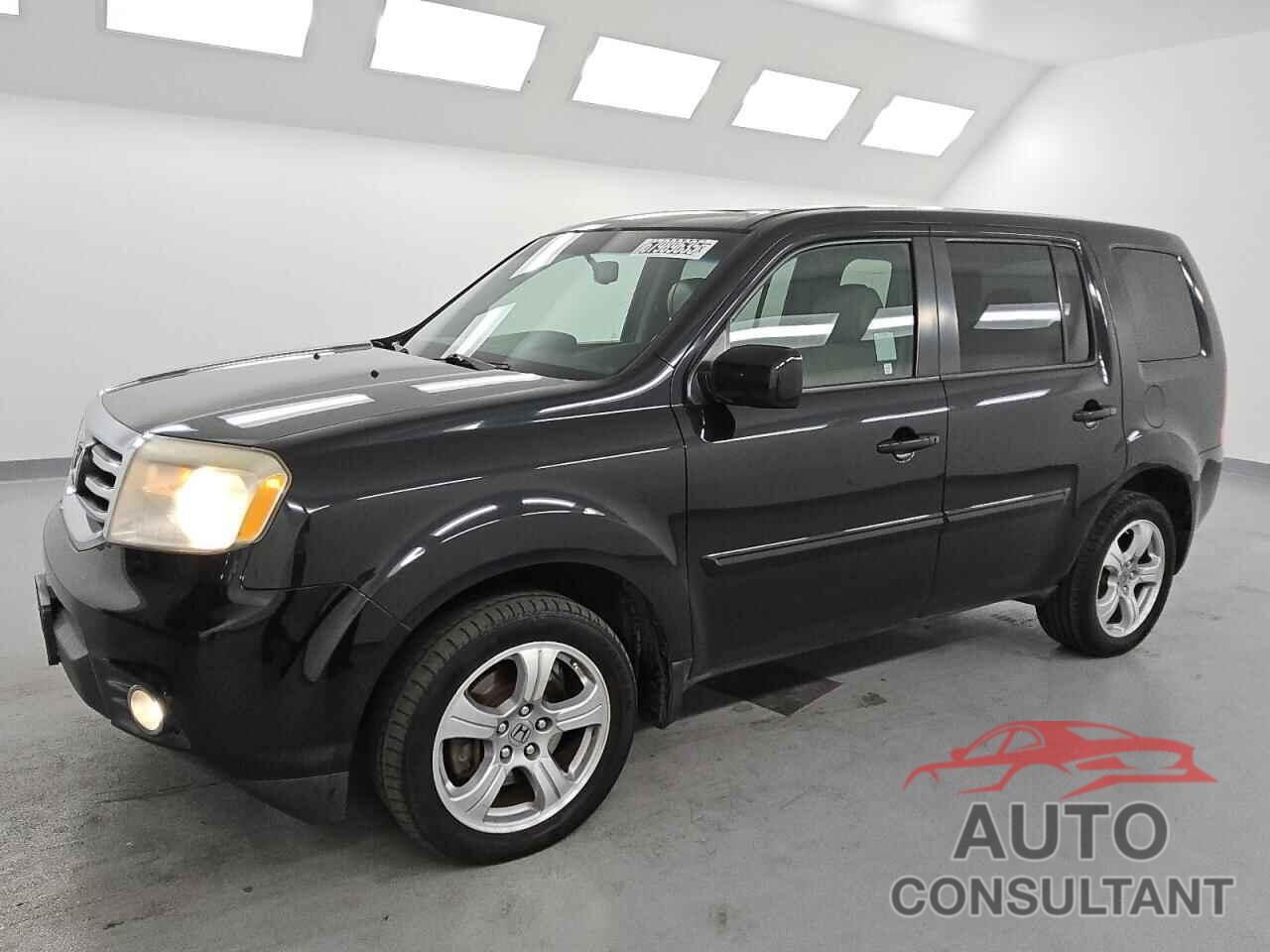 HONDA PILOT 2013 - 5FNYF3H55DB007634